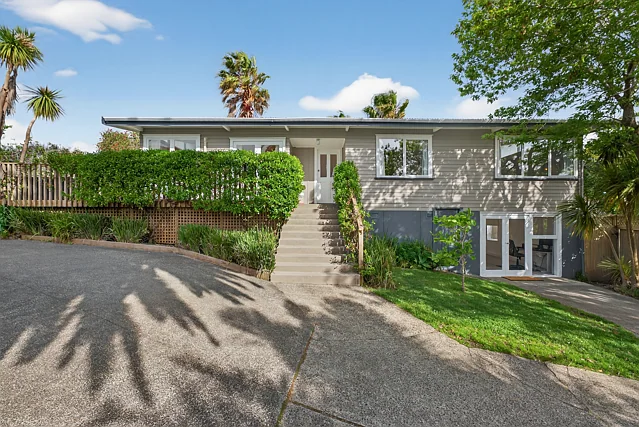 1/19 Bowman Road, Forrest Hill, North Shore City