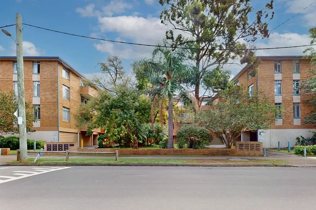 8/4-6 Park Avenue, Westmead, NSW 2145