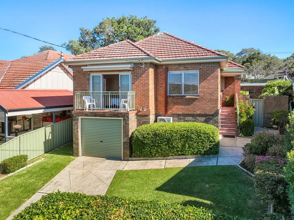 10 Gregory Parade, Kotara, NSW 2289
