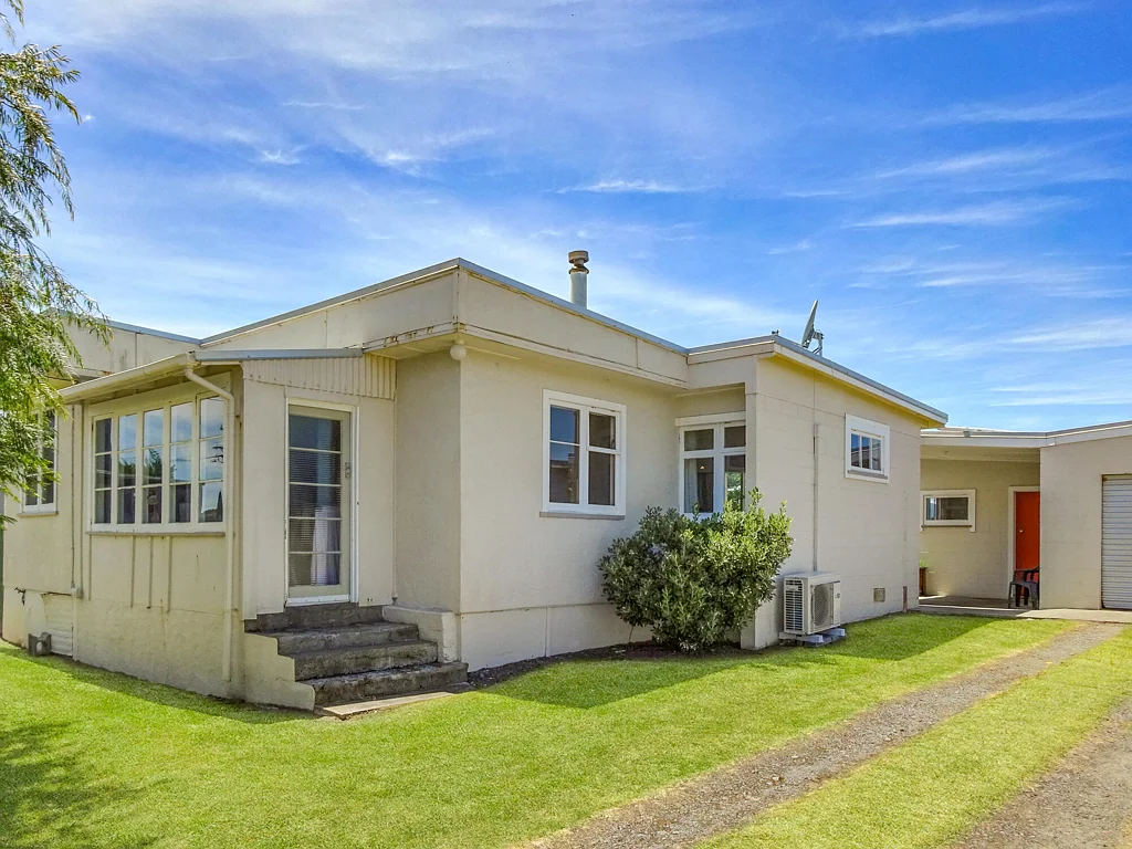 Himatangi Beach 3غرفة نوم Charming beach cottage