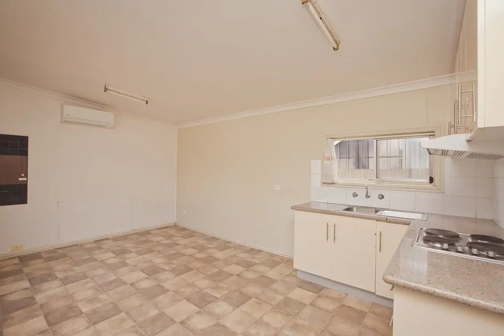 Cozy 1-Bedroom Unit in Prime Griffith Location