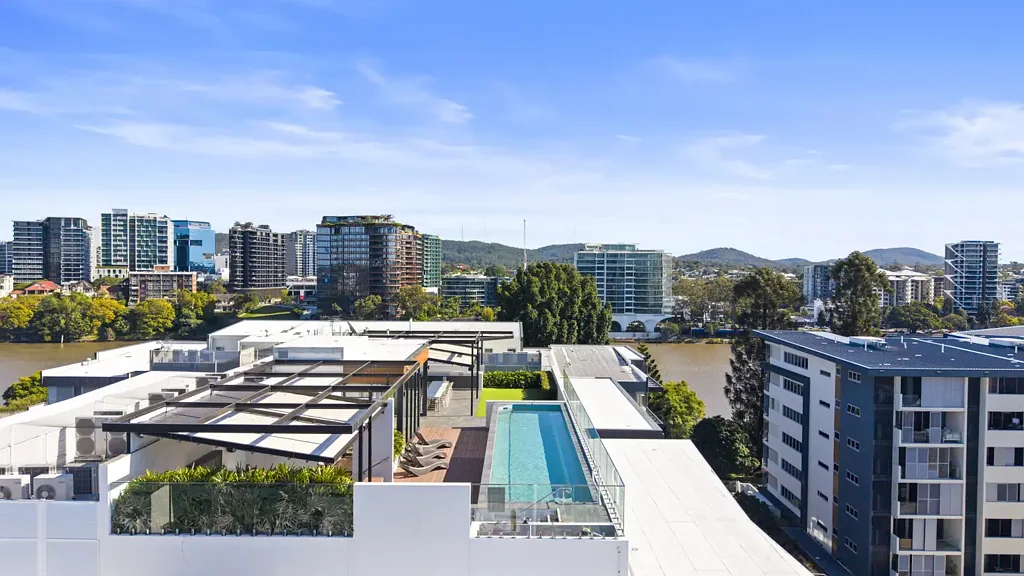 West End 2房  River Views in the Prestigious Encore Residences