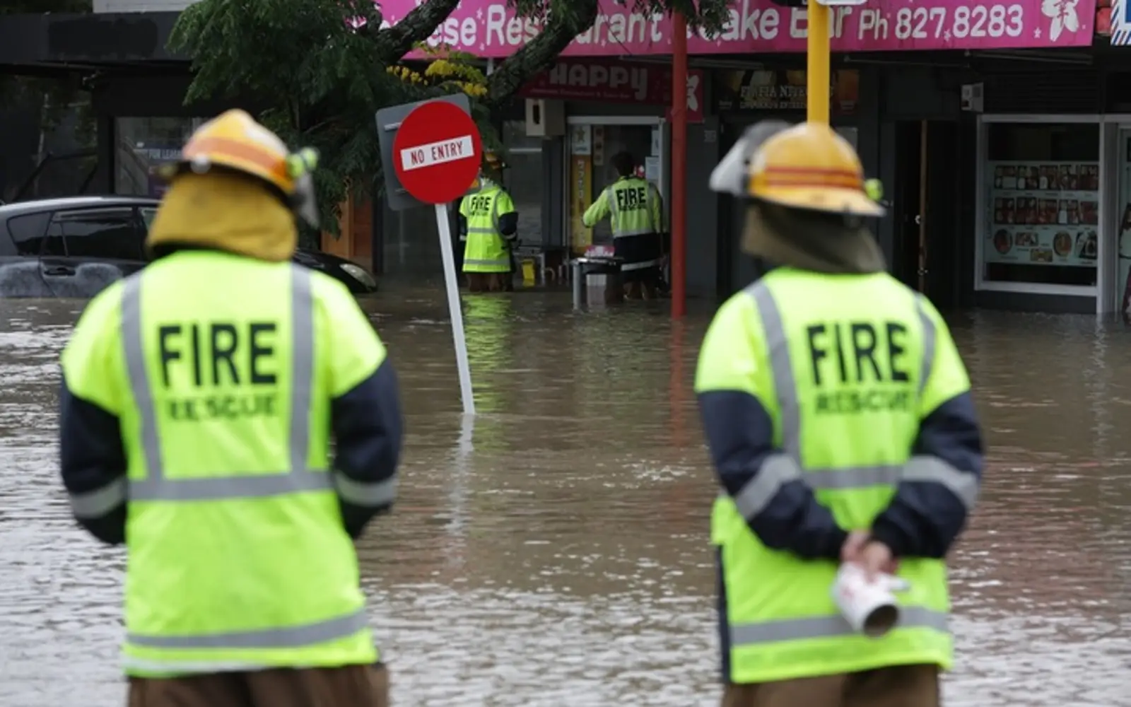 暴雨过后,奥克兰出现胃部不适人数激增,问题或出在城市下水道系统?