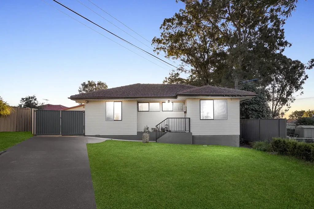 Well-placed and well-appointed family home!