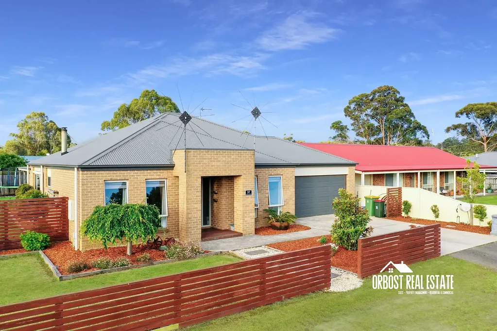37 Bowers Street, Orbost, VIC 3888