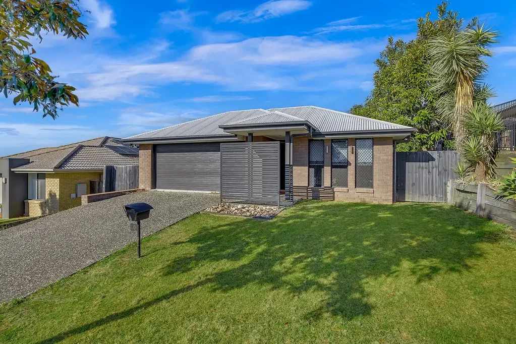 20 Currawong Street, Deebing Heights, QLD 4306