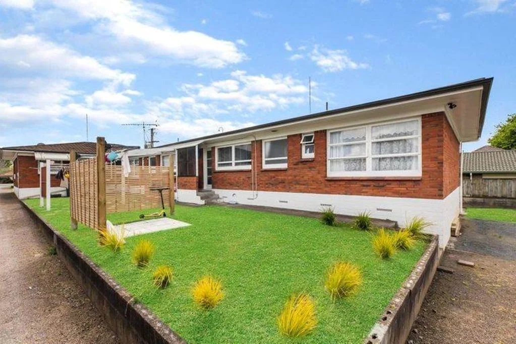 Central Papakura Gem