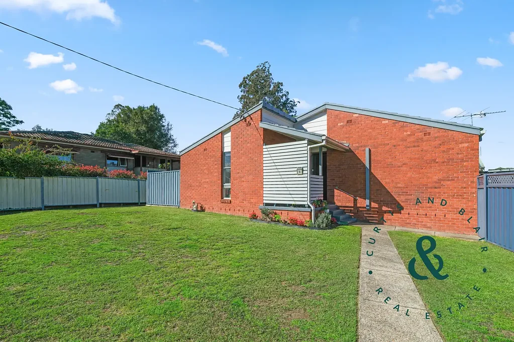 Raymond Terrace 3房  Neat & Tidy Home with Side Access