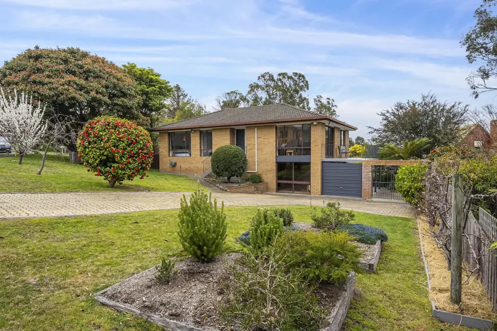 67 Crystal Downs Drive, Blackmans Bay, TAS 7052