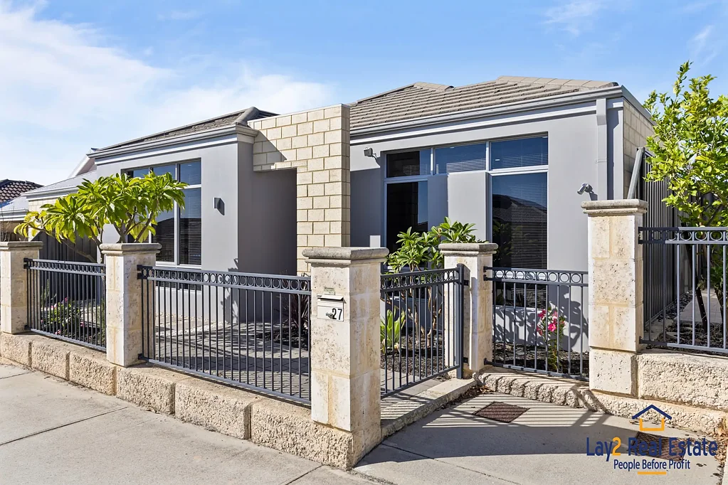 Aveley 3房  Comfort & Lifestyle Convenience in the Heart of Aveley