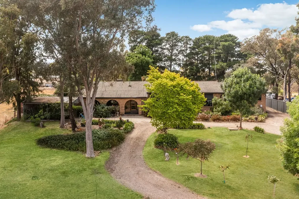31 Kangaroo Gully Road, Kangaroo Flat, VIC 3555