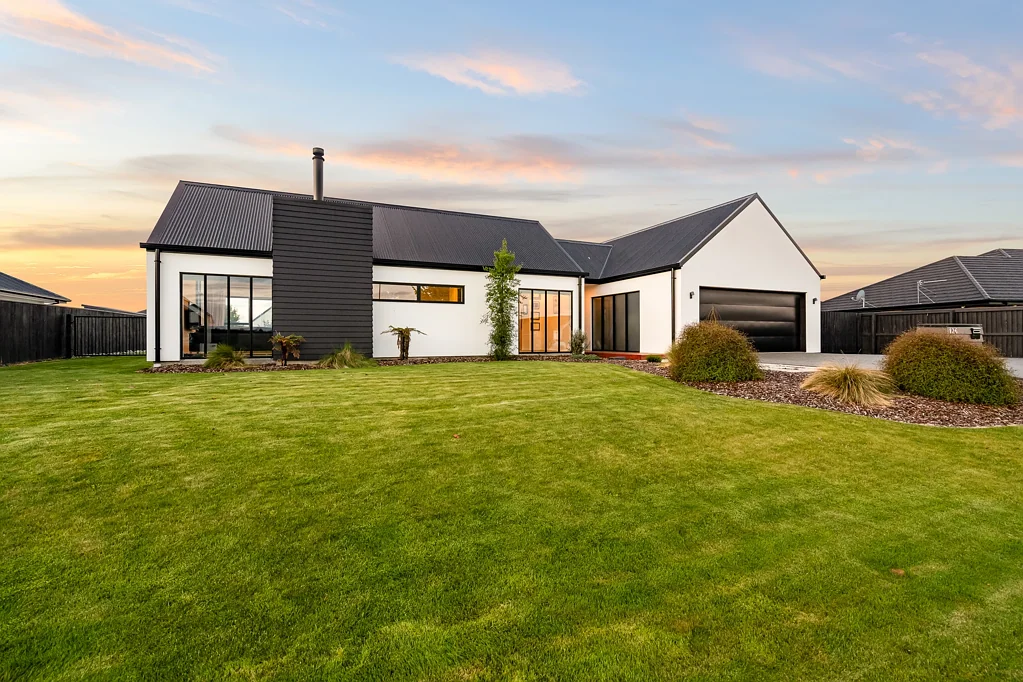 West Melton 4房  Architecturally Striking - Section to Envy