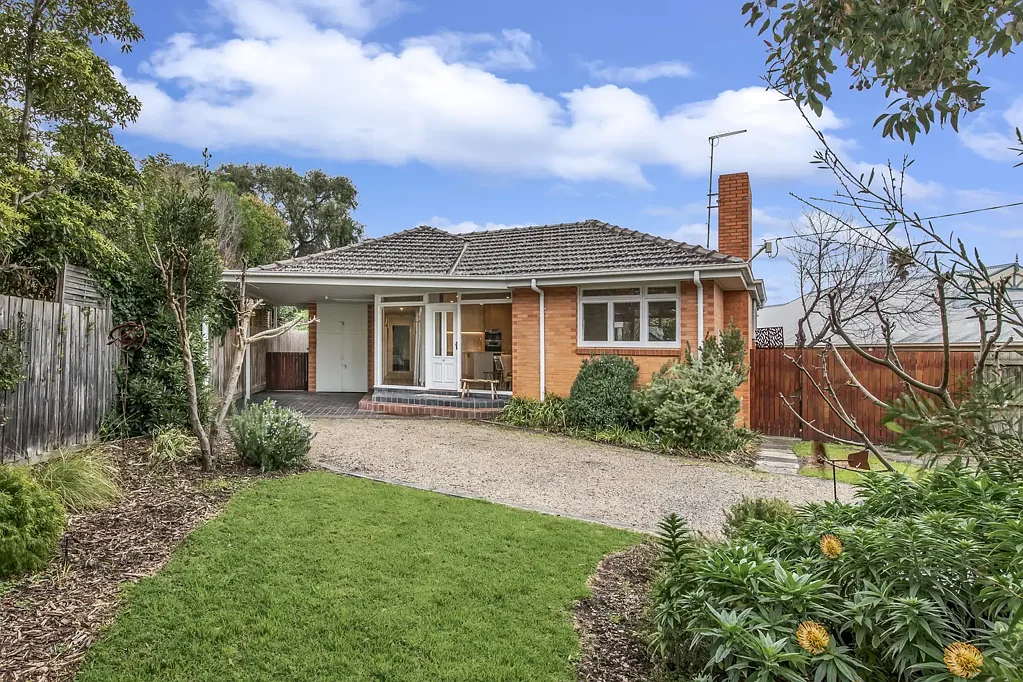 Rosebud 3Habitaciones Fully Renovated Mid-Century Gem Moments from the Beach