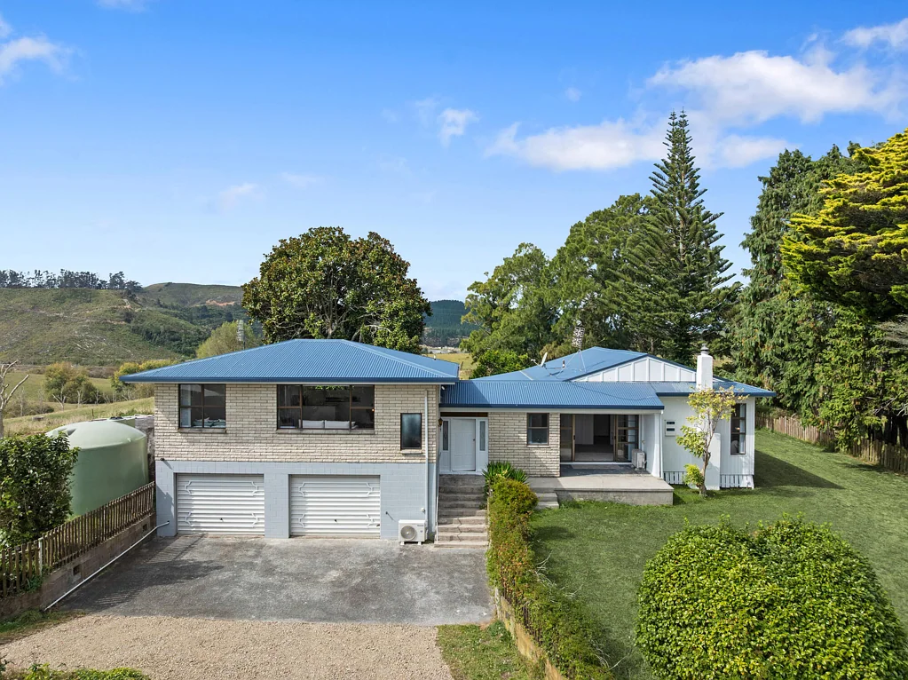 3001B State Highway 2, Waitakaruru, Waikato