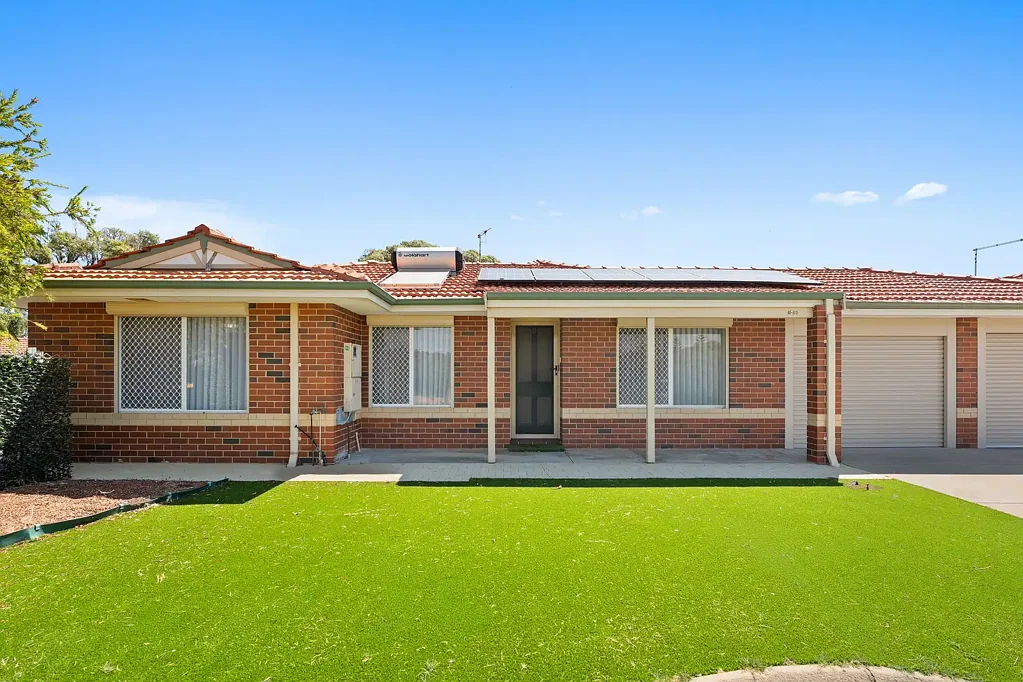 4/12 Mcnicholl Street, Rockingham, WA 6168