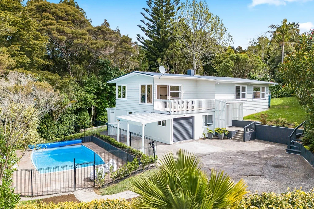 35 McDowell Crescent, Hillcrest, North Shore City, Auckland