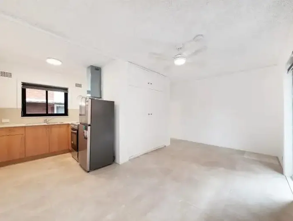 Studio with balcony in Great Location near UNSW