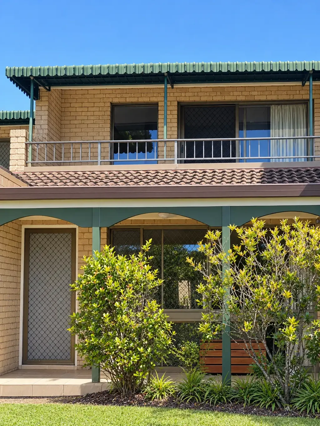 Embrace the Coastal Lifestyle in Alexandra Headland