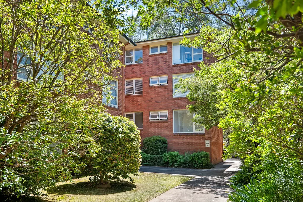Epping 2બેડરૂમ Elevated entry level unit overlooking Boronia Park