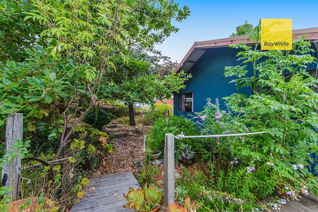 72 Carey Street, Nannup, WA 6275