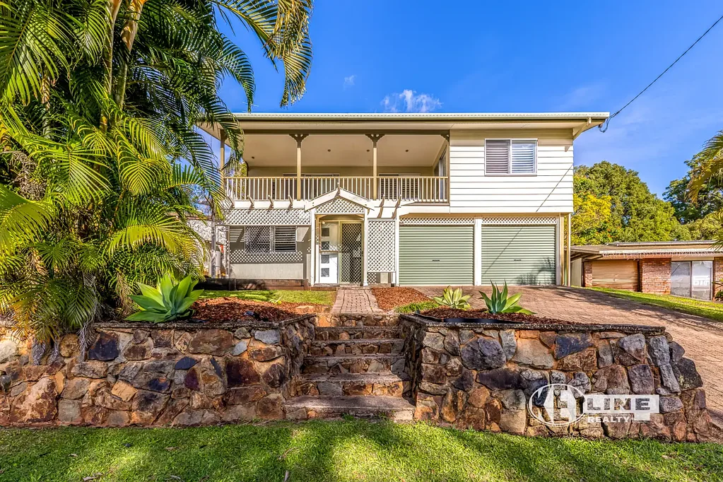 Nambour 3ห้องนอน WHAT A DREAM! DELIGHTFUL FAMILY HOME WITH A POOL