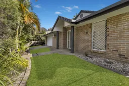 2 Berkeley Place, Ferny Grove