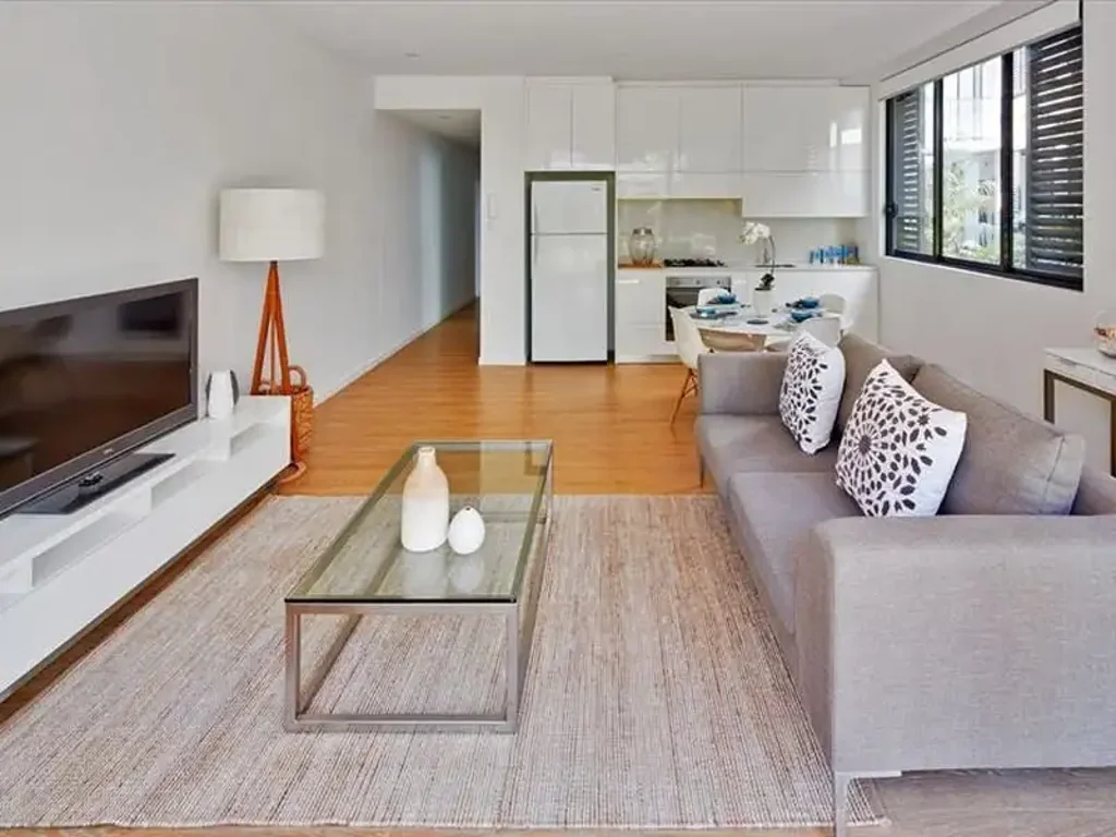 Allure Dee Why - Modern Two Bedroom Unit