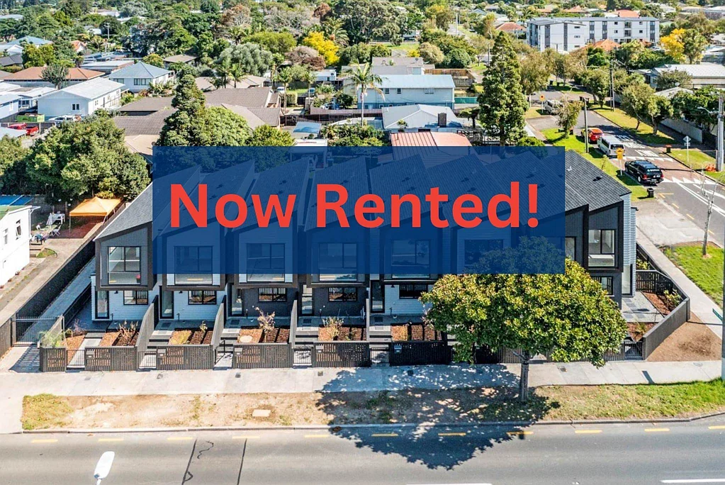 Modern, Low-Maintenance Living in the Heart of...