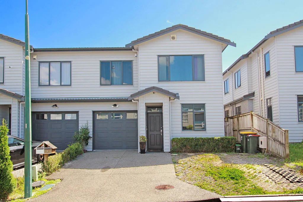 4 Bushpark Place, Flat Bush, Manukau City, Auckland