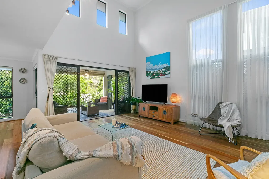 3 BEDROOM VILLA IN THE HIGHLY SOUGHT AFTER VARDON POINT ESTATE!