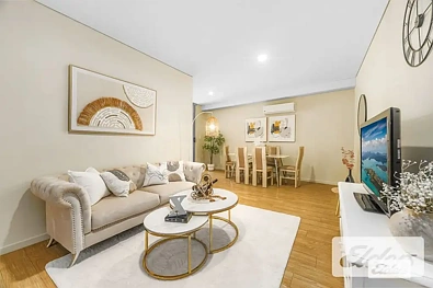 Hornsby 3침실 Total 172 sqm !!! North- East Aspect