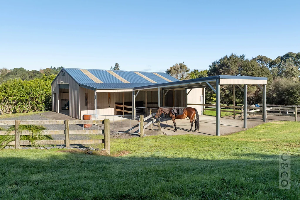 Coatesville 2房  Room for Horses, Hobbies and Heavy Machinery