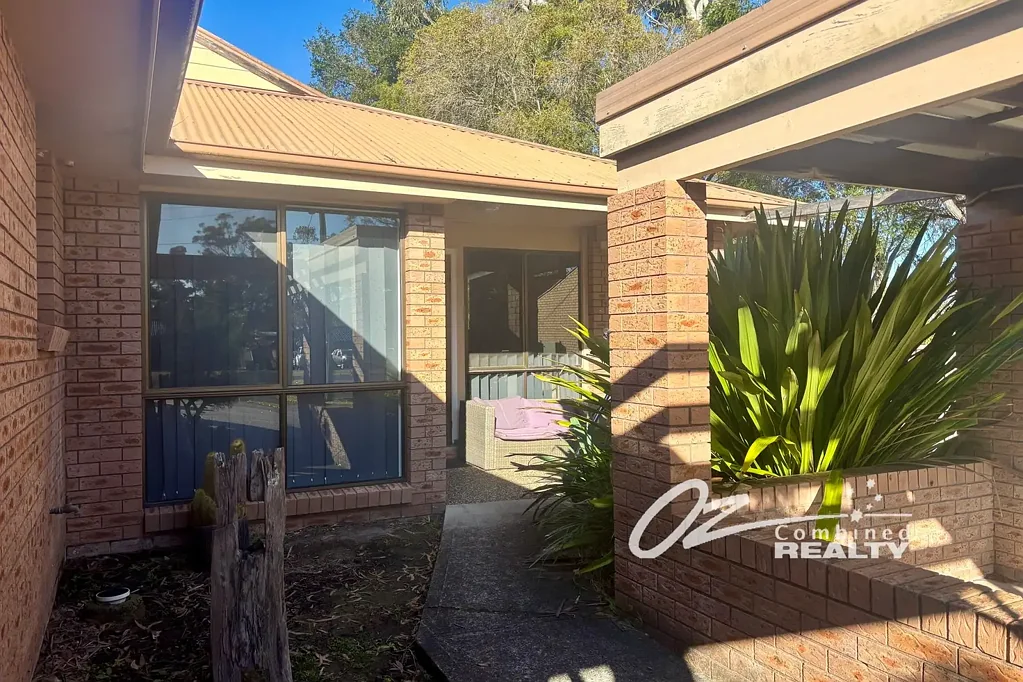 Spacious Three-Bedroom Villa in Prime Vincentia Location - More Photos to come