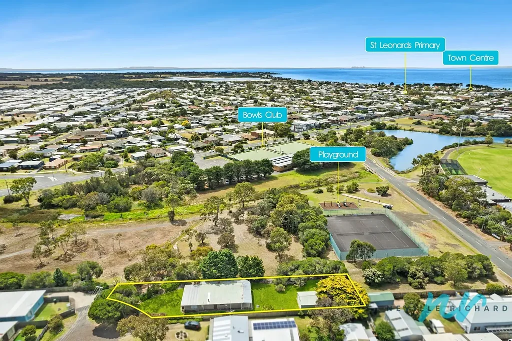 St Leonards 3غرفة نوم Charming Beach House on a massive 1,081sqm allotment