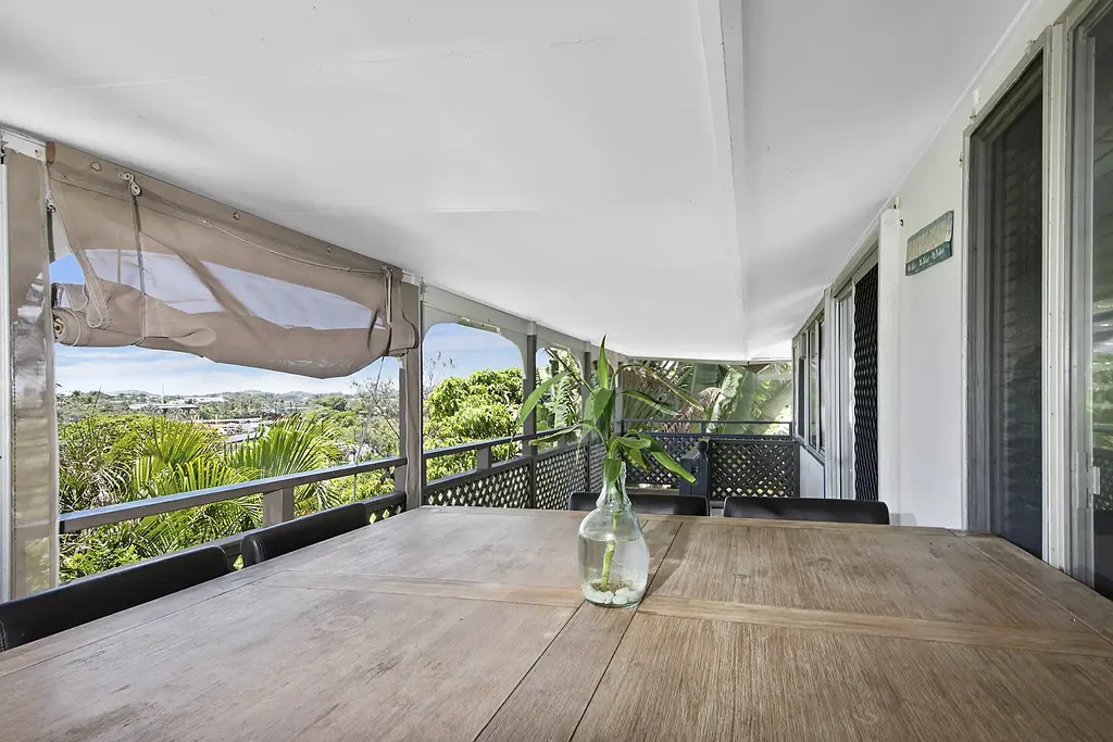 CBD and foreshore precinct - Fully Furnished.