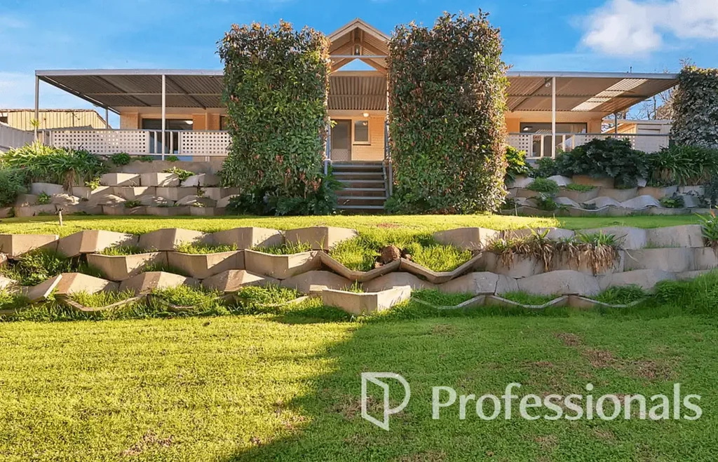 Spacious Family Living with Fantastic Outdoor Entertaining