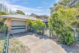 15 Lassig Street, Moore Park Beach