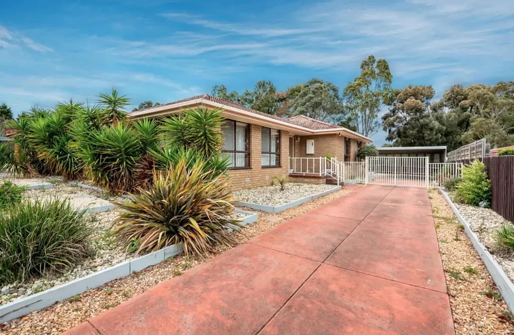 Perfect Location **APPLY FOR THIS PROPERTY NOW**