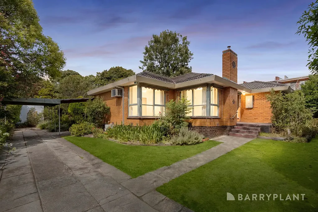 2 Barclay Avenue, Croydon, VIC 3136