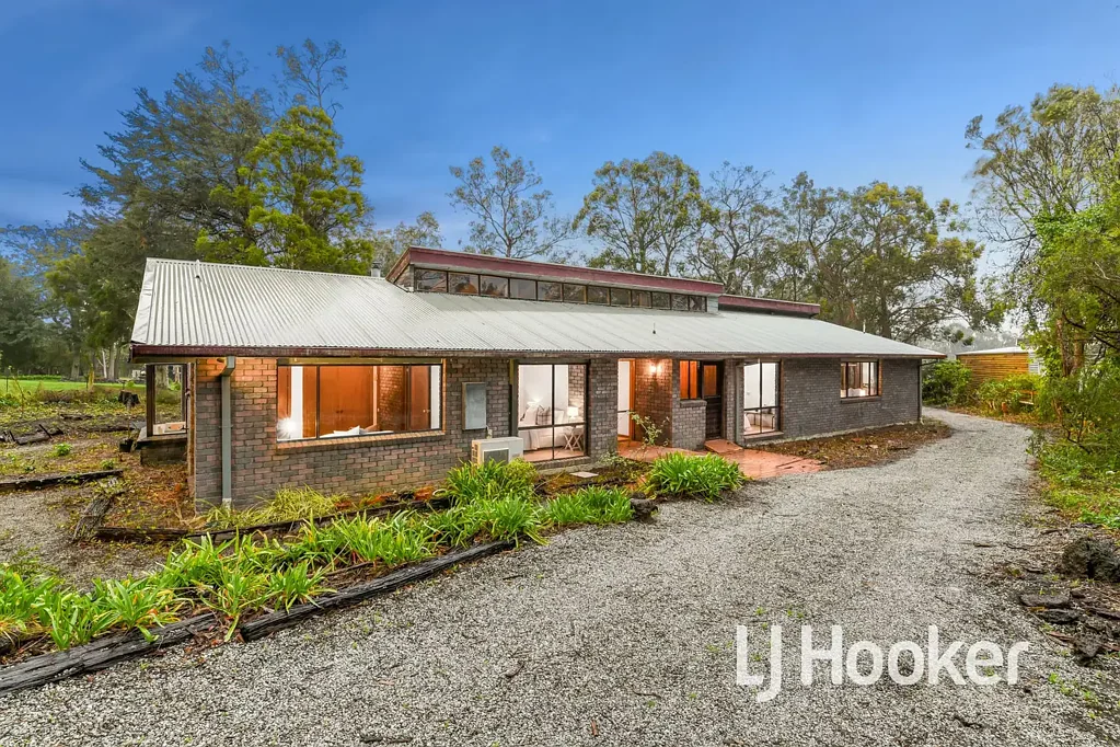 Bunyip 5ਬੈੱਡਰੂਮ A Rare Opportunity on Bunyip’s Prestigious Golden Mile