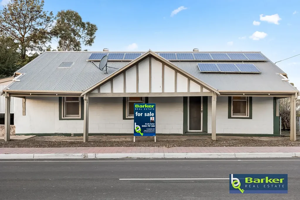 Freeling 4房  Renovators Delight! Exciting Opportunity in the Heart of Freeling - Residential or Commercial Potential.