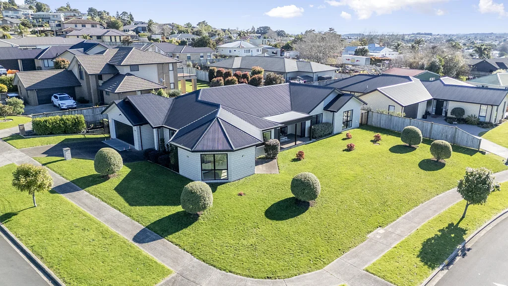 Pukekohe 5غرفة نوم Premium Family Living - MUST SELL!
