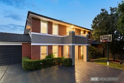 28 Sidney Nolan Walk, Point Cook