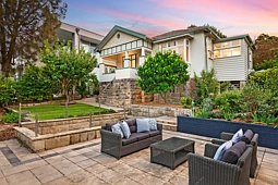 27 Glenview Street, Greenwich