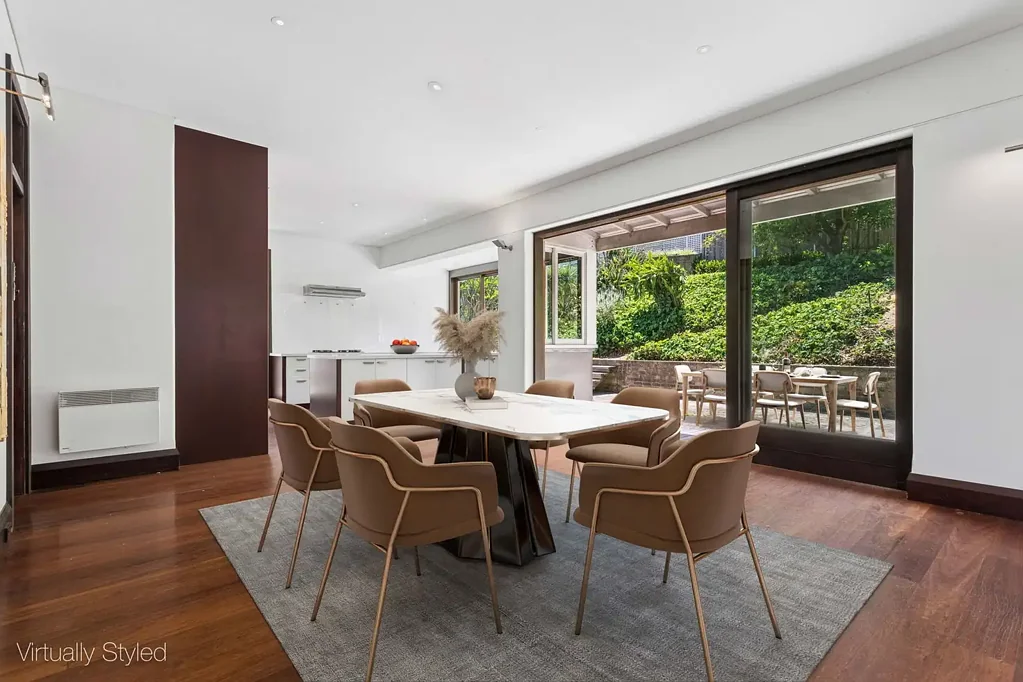 Spacious, Bright & Modern in Perfect Location