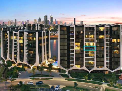 Mermaid Waters 1 Bedroom Luxurious Apartment at The Lanes