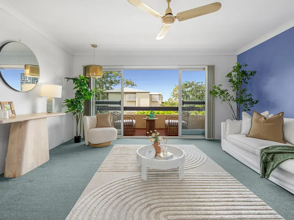 Toowong 2房 Toowong 中心区域高层住宅 Elevated Top-Floor Living in the Heart of Toowong