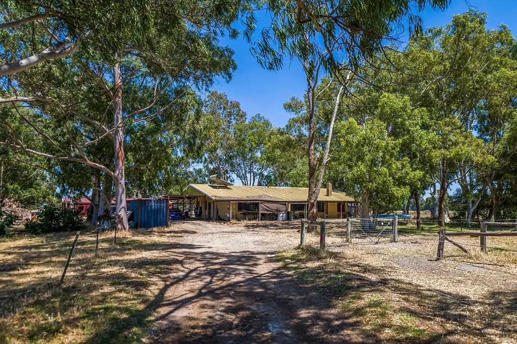1201 Railway Parade, Bullsbrook, WA 6084