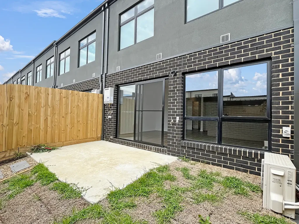 Contemporary Living in a Prime Location