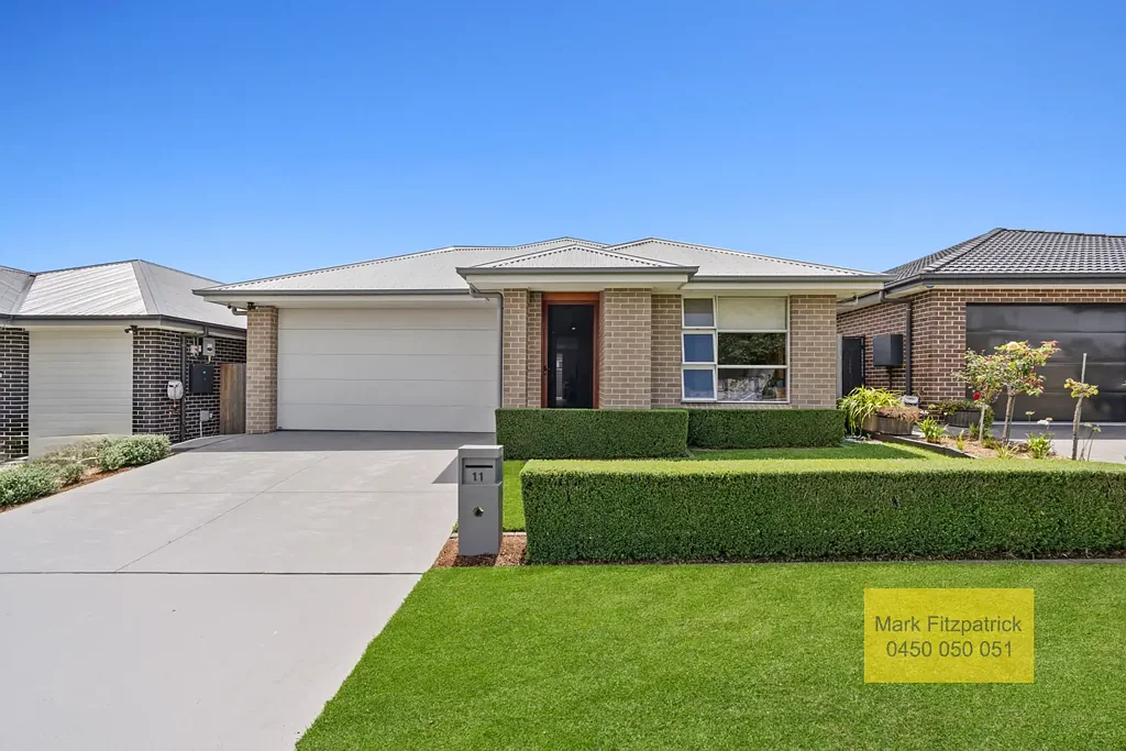 11 Gore Road, Spring Farm, NSW 2570